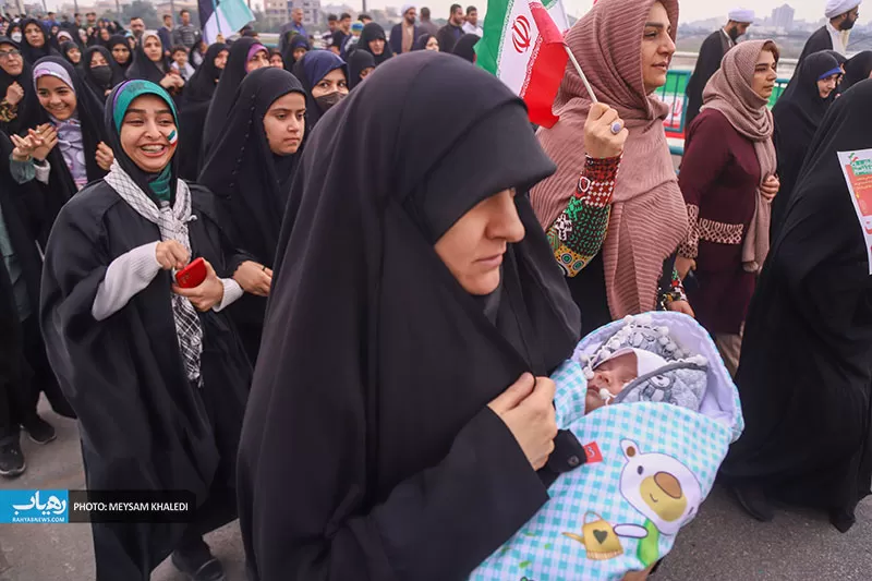 یک‌دلی‌ نسل‌اول تا چهارم انقلاب‌اسلامی در راهپیمایی ۲۲بهمن