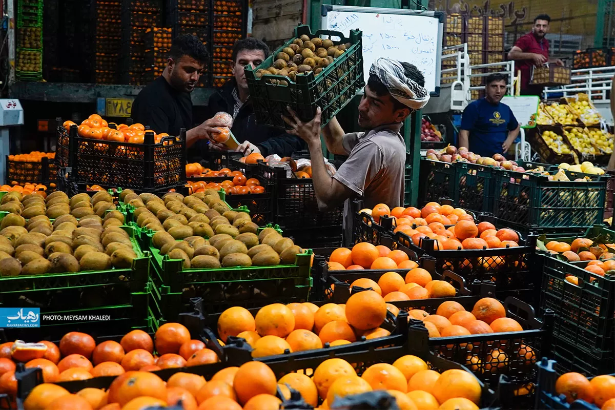 میدان تره‌بار اهواز در شب‌های پیشواز نوروز