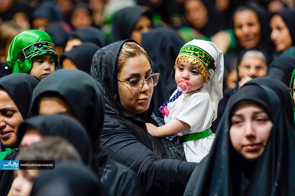 شیرخوارگان ما فدای علی اصغر رباب