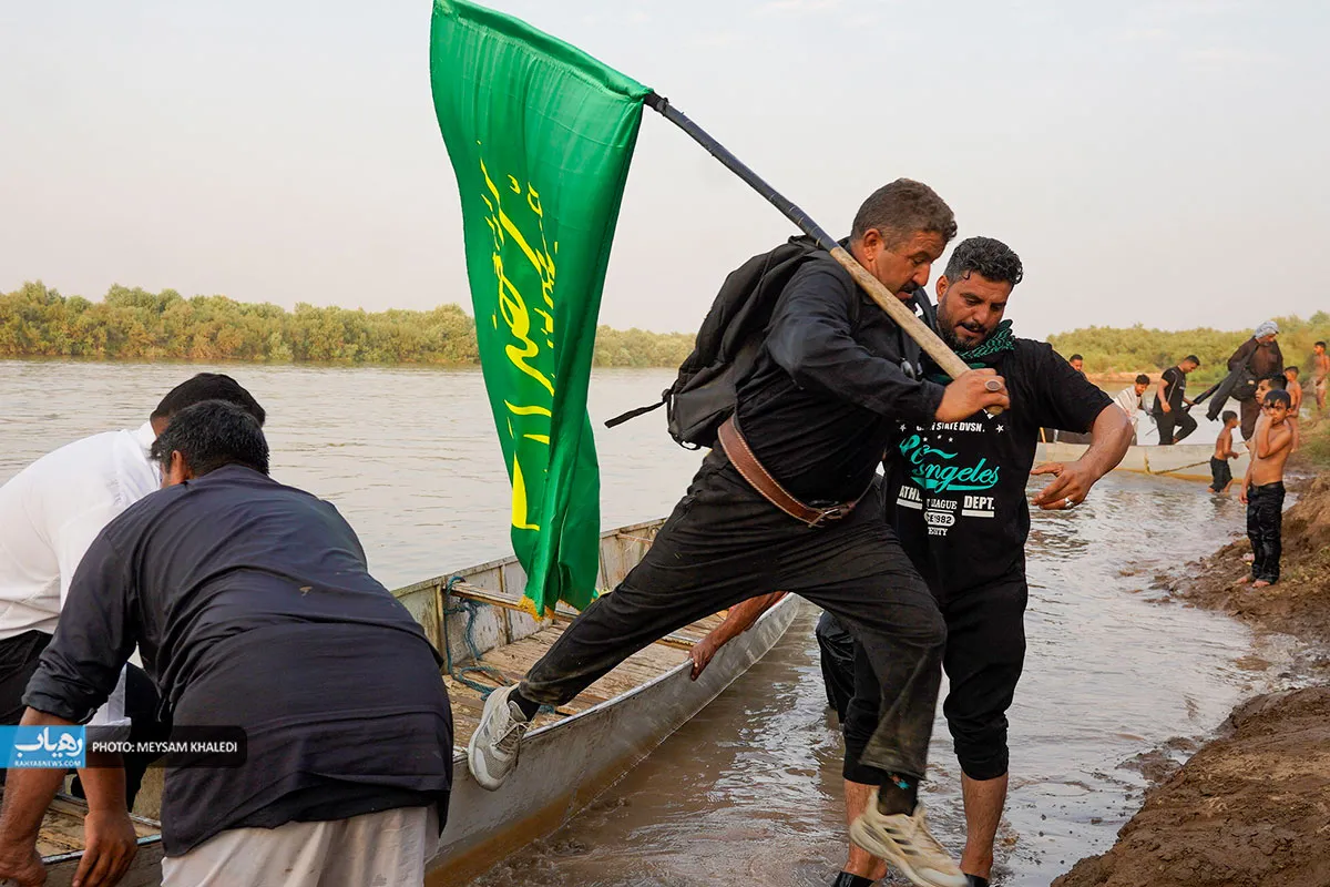 عشاق امام حسین (ع) به دل آب زدند