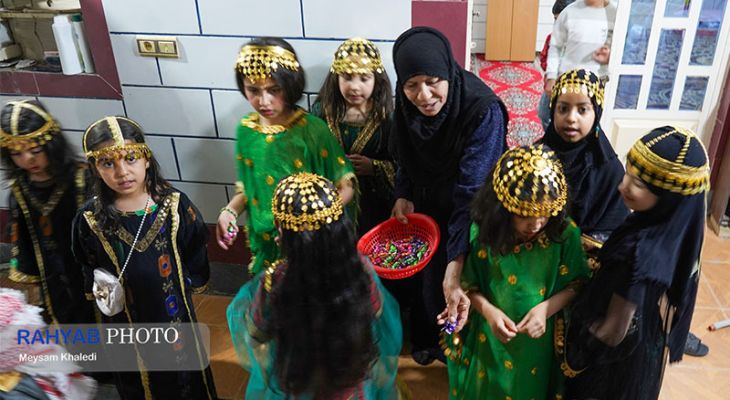 شادی کودکان شبیشه اهواز در جشن گرگیعان